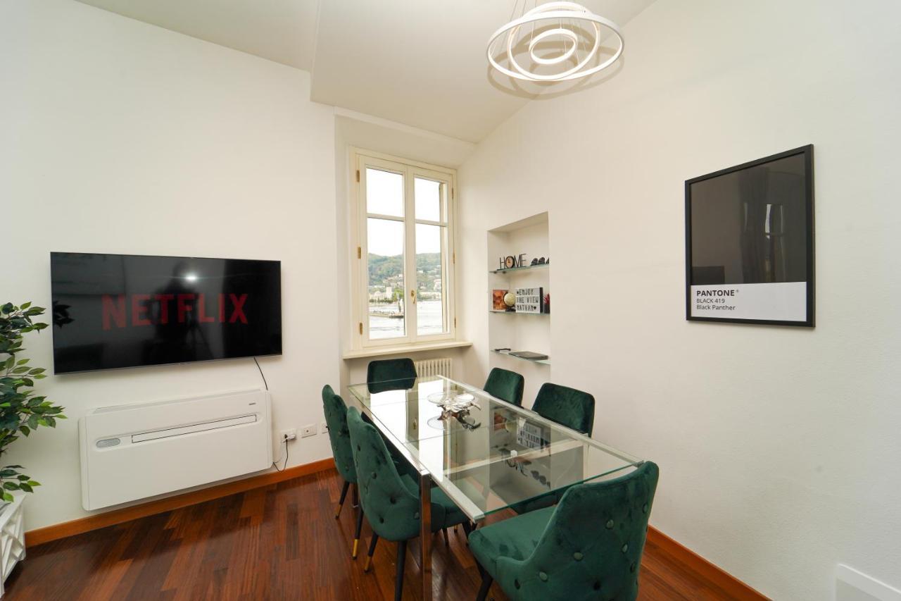 Appartamento Esclusivo Fronte Lago, In Centro A Como Con Garage エクステリア 写真