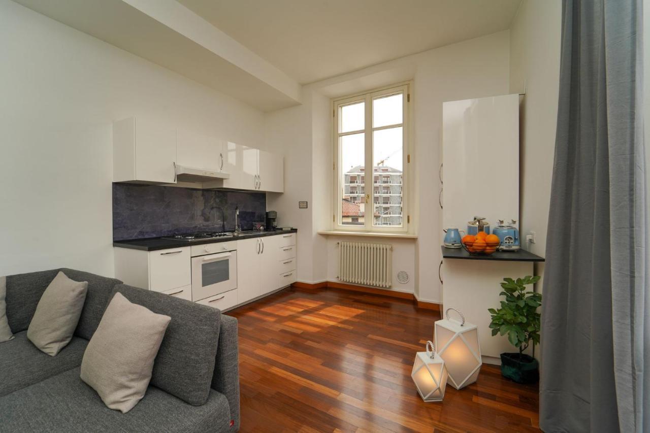 Appartamento Esclusivo Fronte Lago, In Centro A Como Con Garage エクステリア 写真